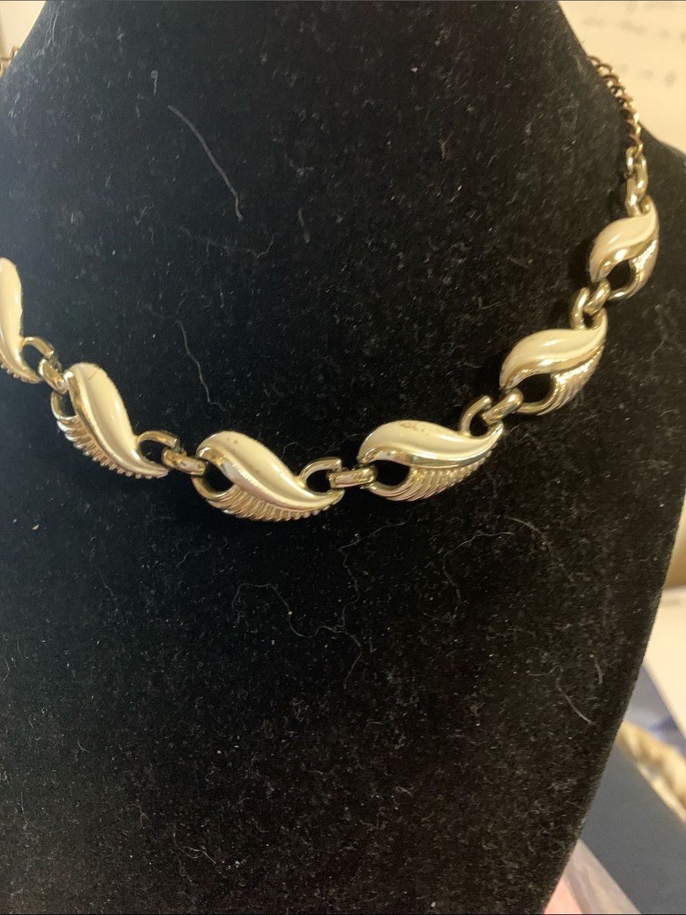 Vintage Cream and Silver Enamel Link Necklace - Women's Fashion Necklace